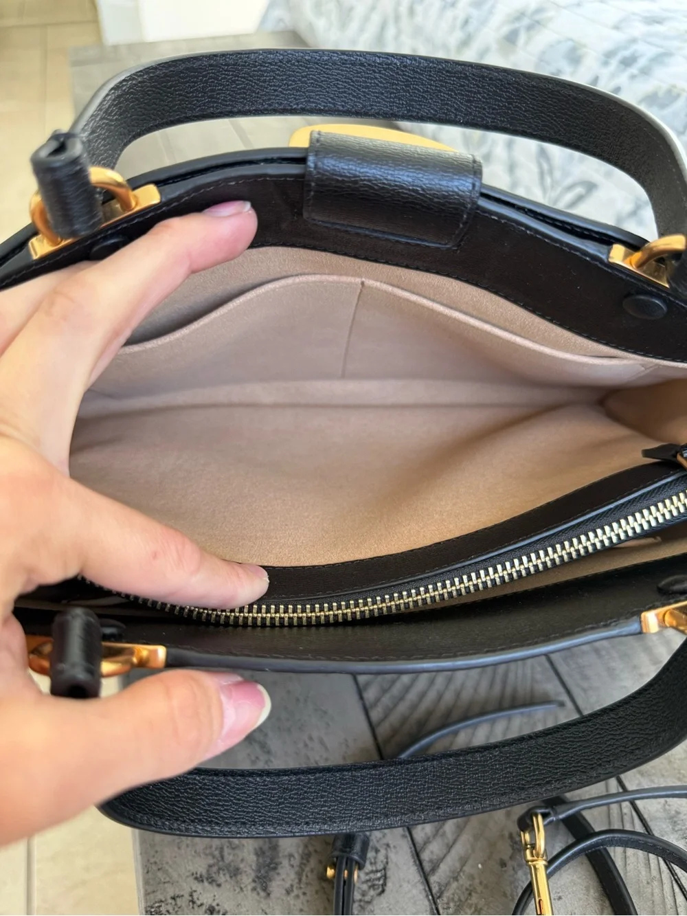 New kate spade Katy Satchel handbag black Leather Crossbody $428 MSRP